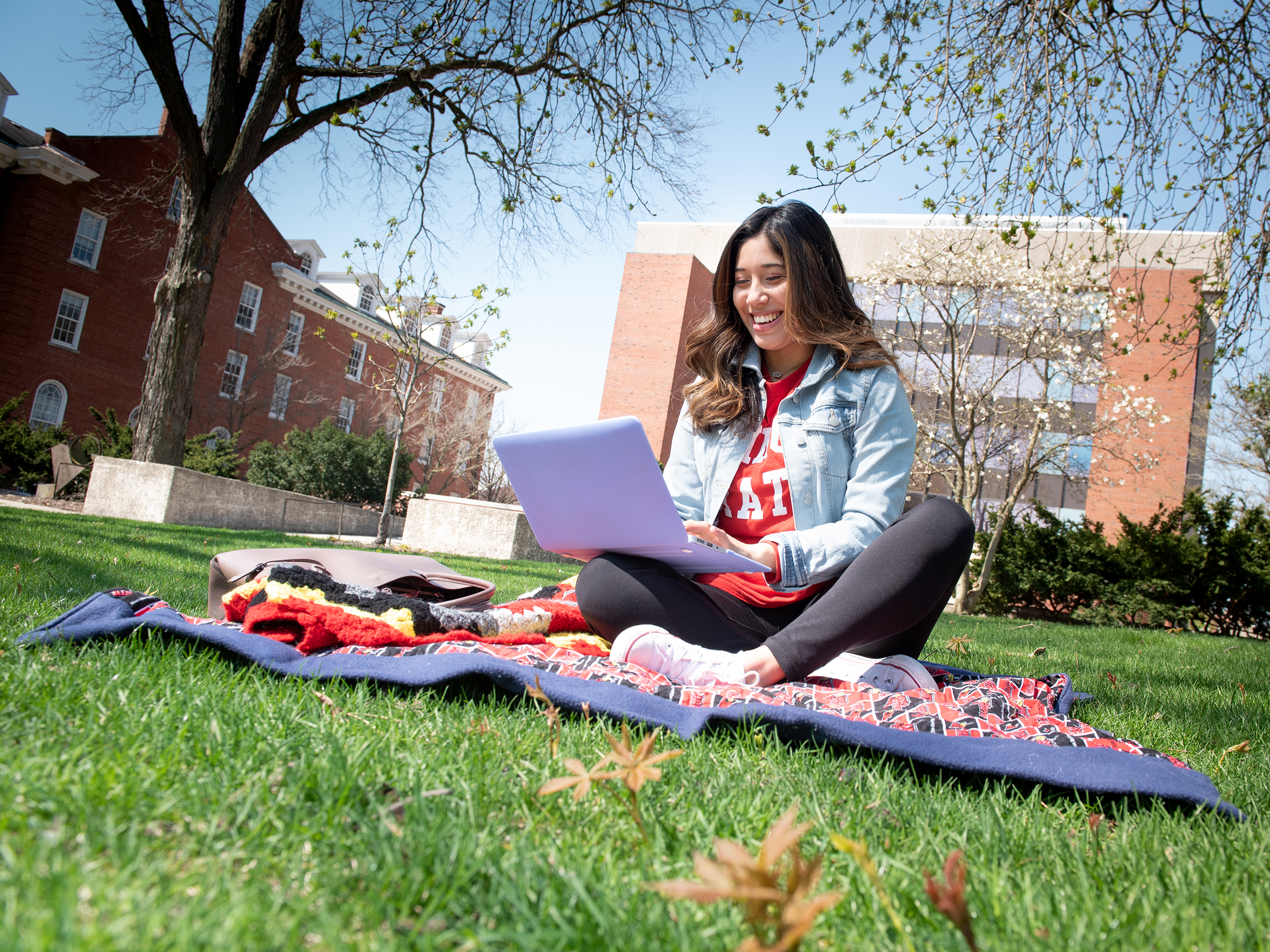 Student Studies on the quad